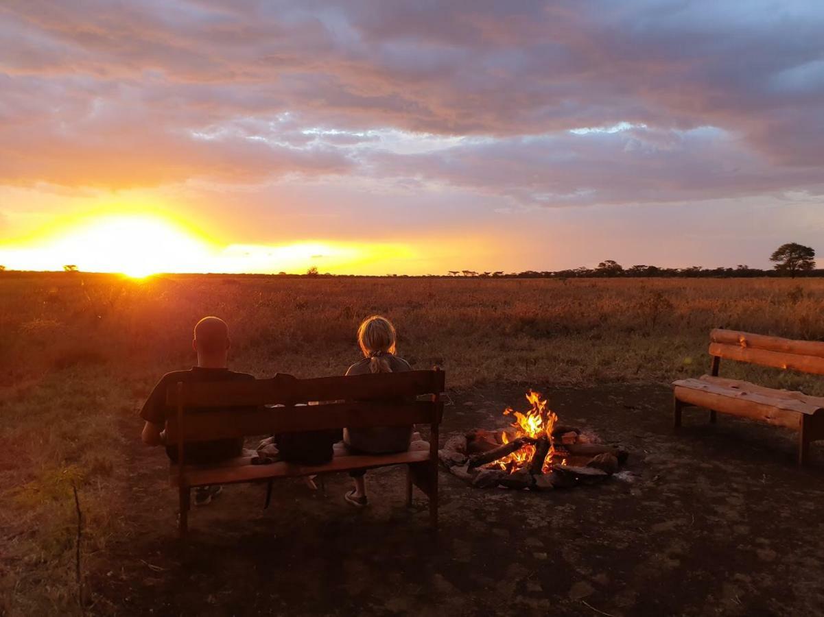 Zawadi Camp Hotell Serengeti Eksteriør bilde